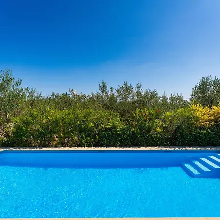 Artorius Villa Veli Iž