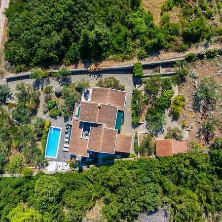 Villa Artorius Veli Iž